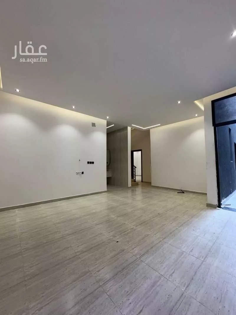 5 bedroom floor in Tuwaiq 4