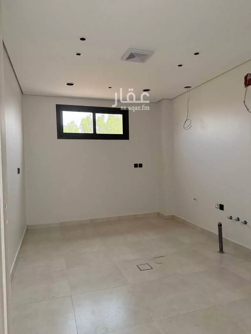 3 bedroom floor in Al Malaz 2