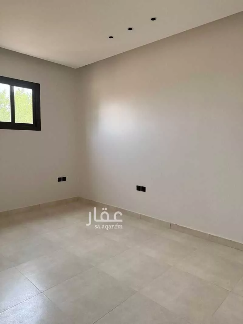3 bedroom floor in Al Malaz 4