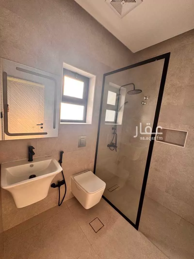 5 bedroom villa in East Beach, Eastern Province 3