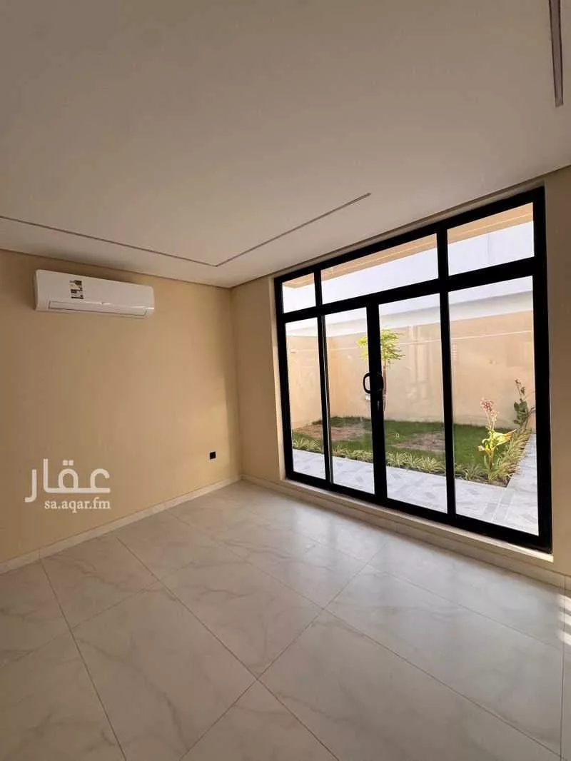 5 bedroom villa in East Beach, Eastern Province 6