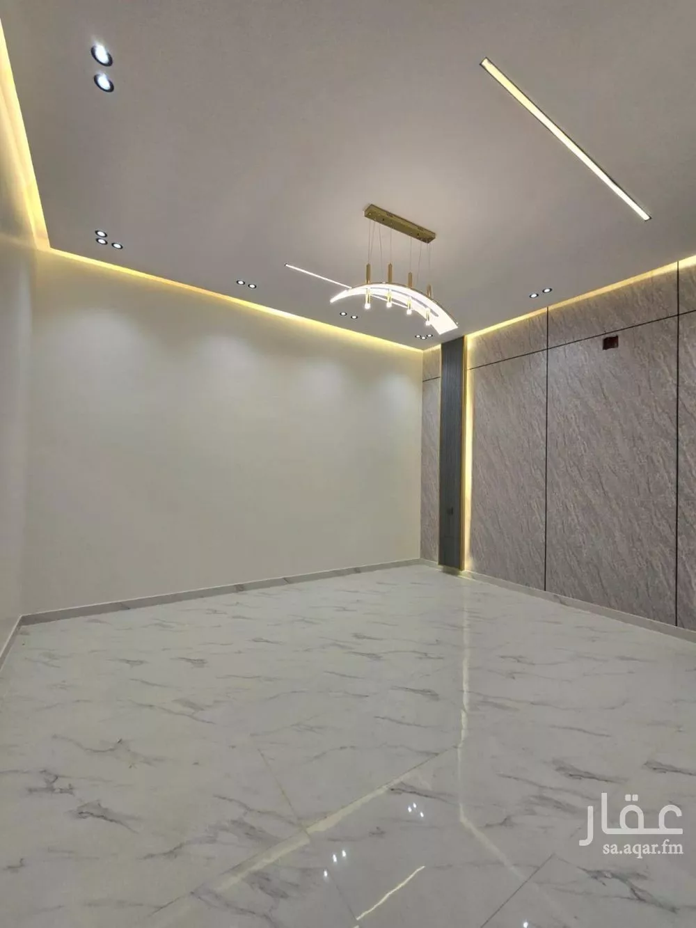 4 bedroom floor in Al Janadriyah 13