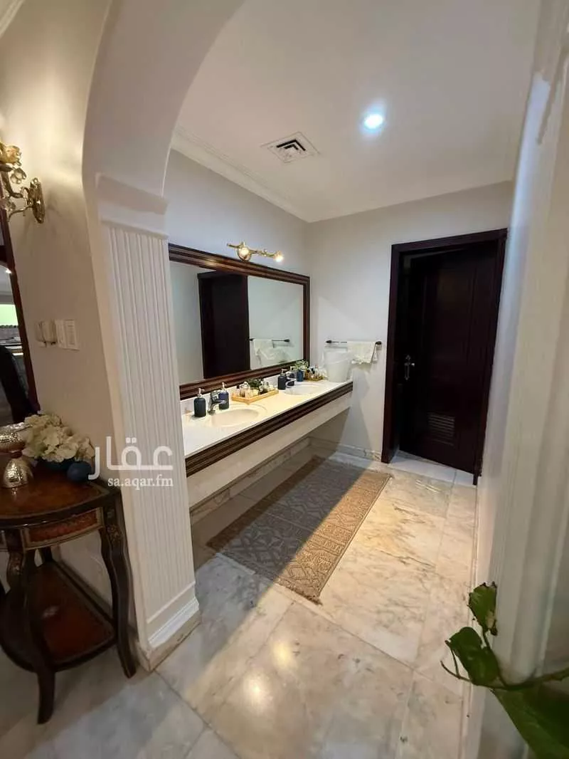 6 bedroom villa in Ash Shati Al Gharbi, Eastern Province 12