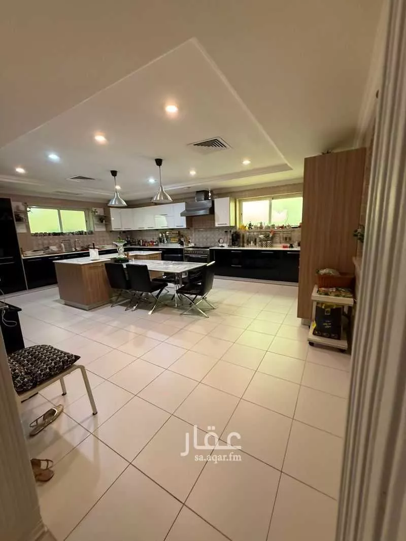 6 bedroom villa in Ash Shati Al Gharbi, Eastern Province 11