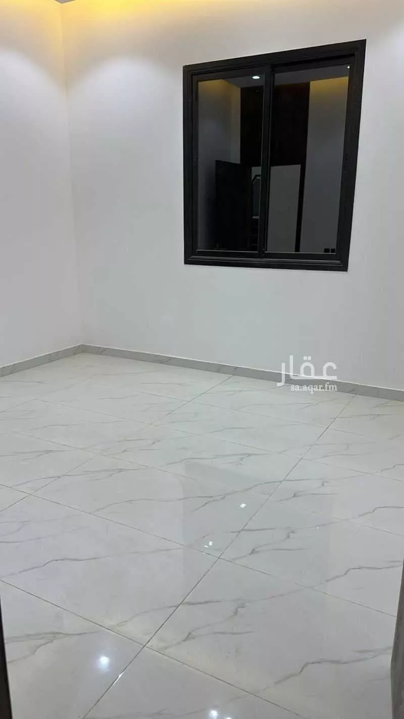 4 bedroom floor in Al Janadriyah 3