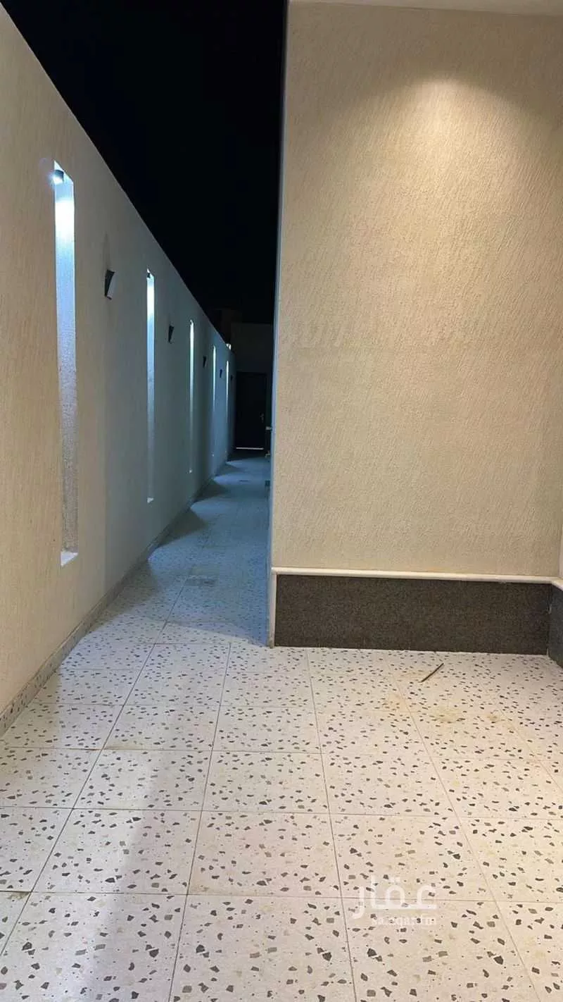 4 bedroom floor in Al Janadriyah 5