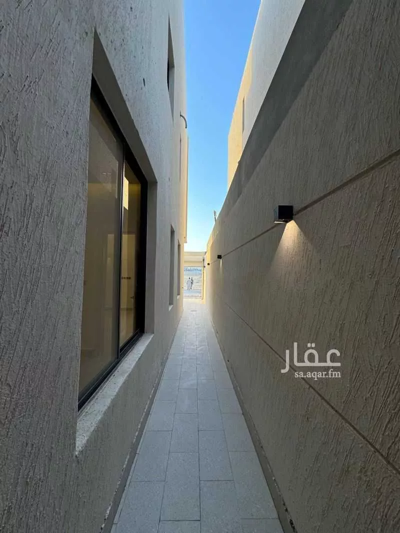 5 bedroom floor in Ash Sharq 3