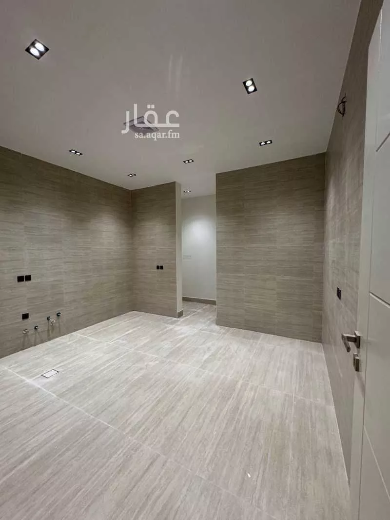 5 bedroom floor in Ash Sharq 7