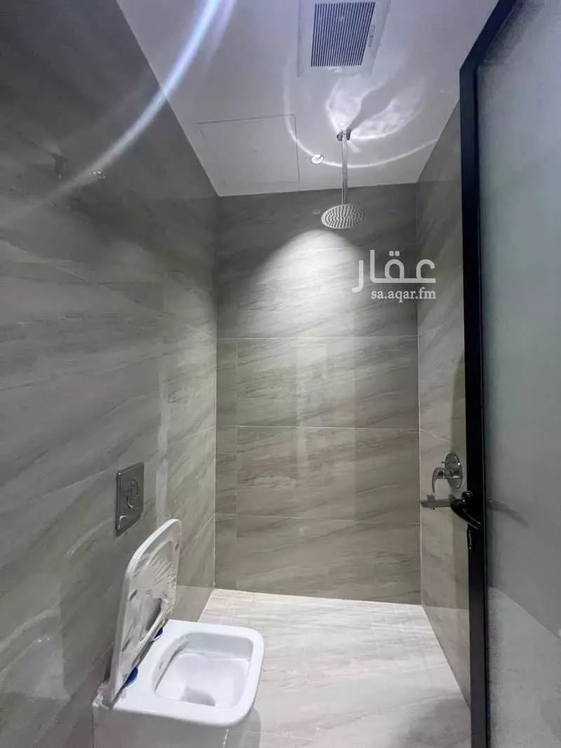 6 bedroom floor in Dirab 20