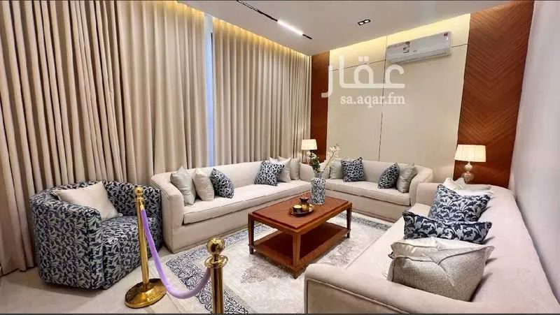 4 bedroom floor in Okaz 6
