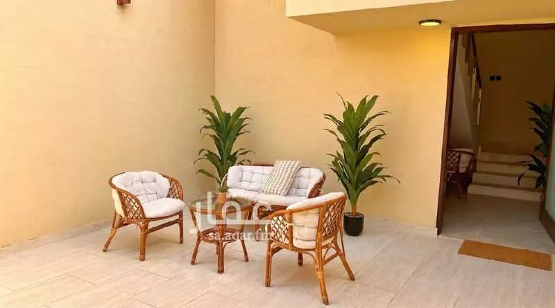 4 bedroom floor in Okaz 7