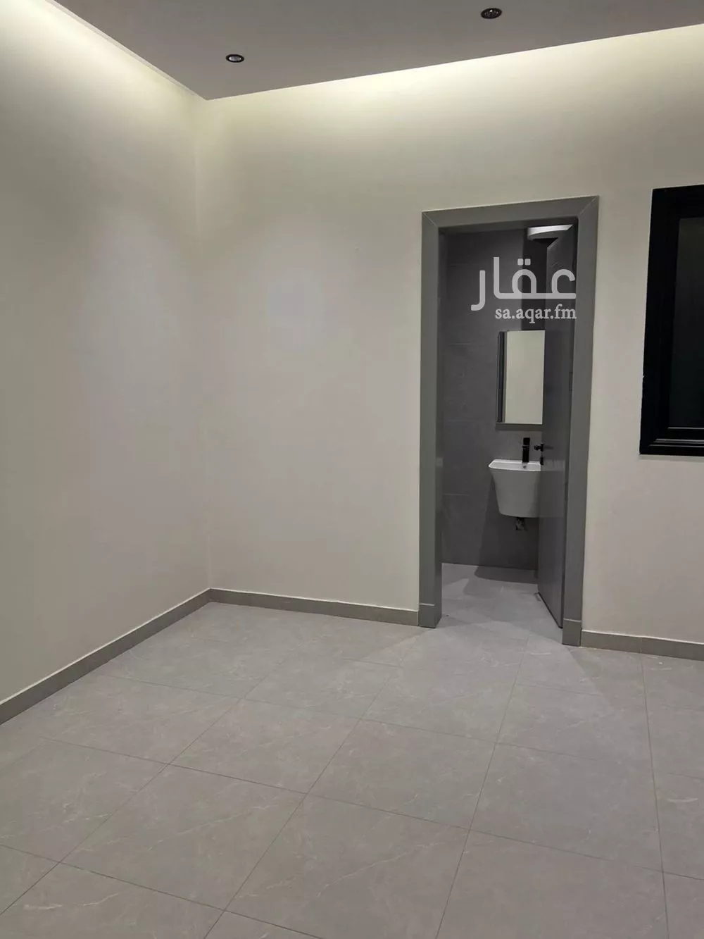 4 bedroom floor in Badr 7