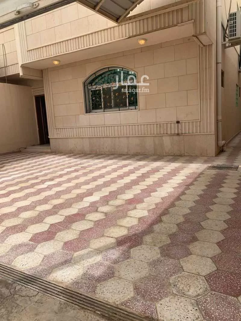 دور 6 غرف في الملك فيصل 2