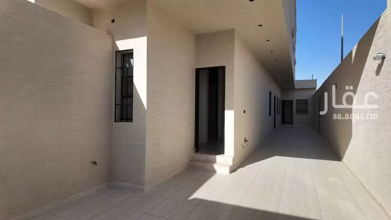 3 bedroom floor in Badr 3