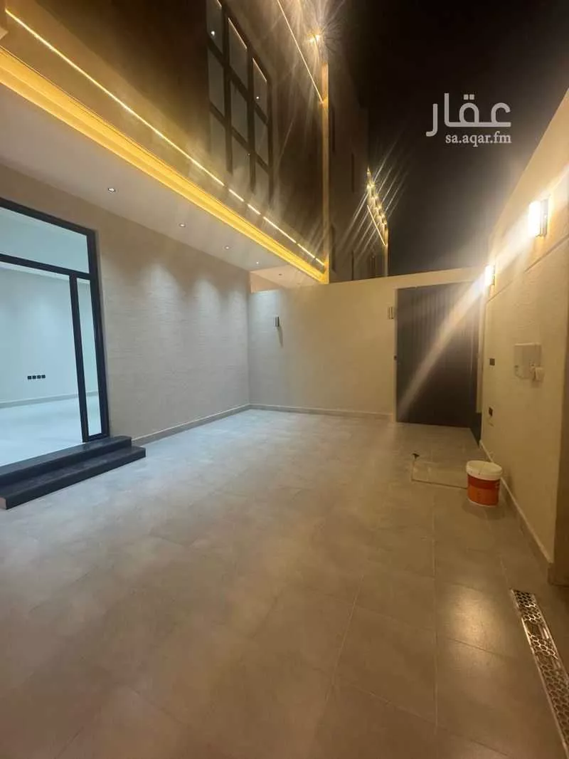 3 bedroom floor in Al Khaleej 11