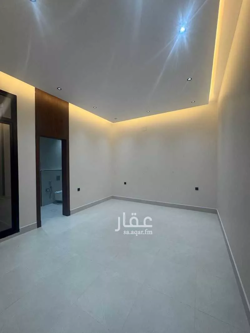 3 bedroom floor in Al Khaleej 16