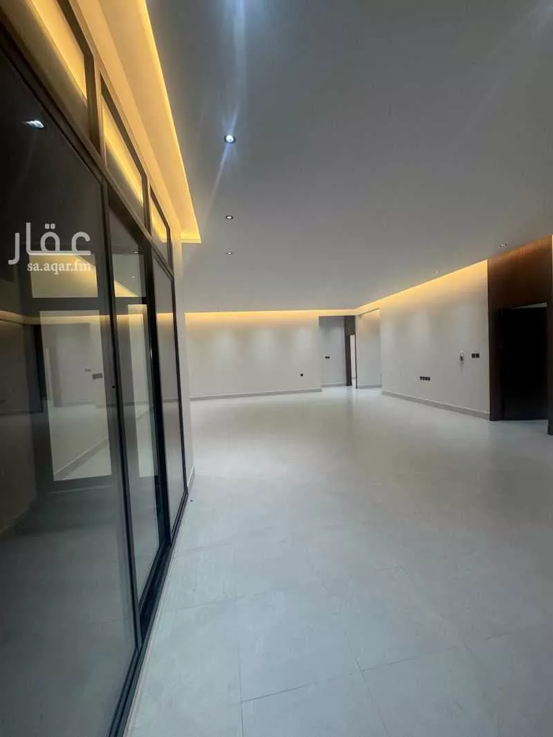 3 bedroom floor in Al Khaleej 19