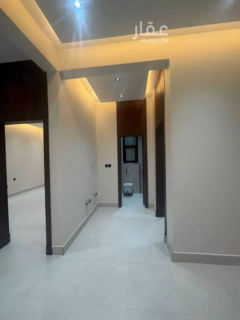3 bedroom floor in Al Khaleej 21