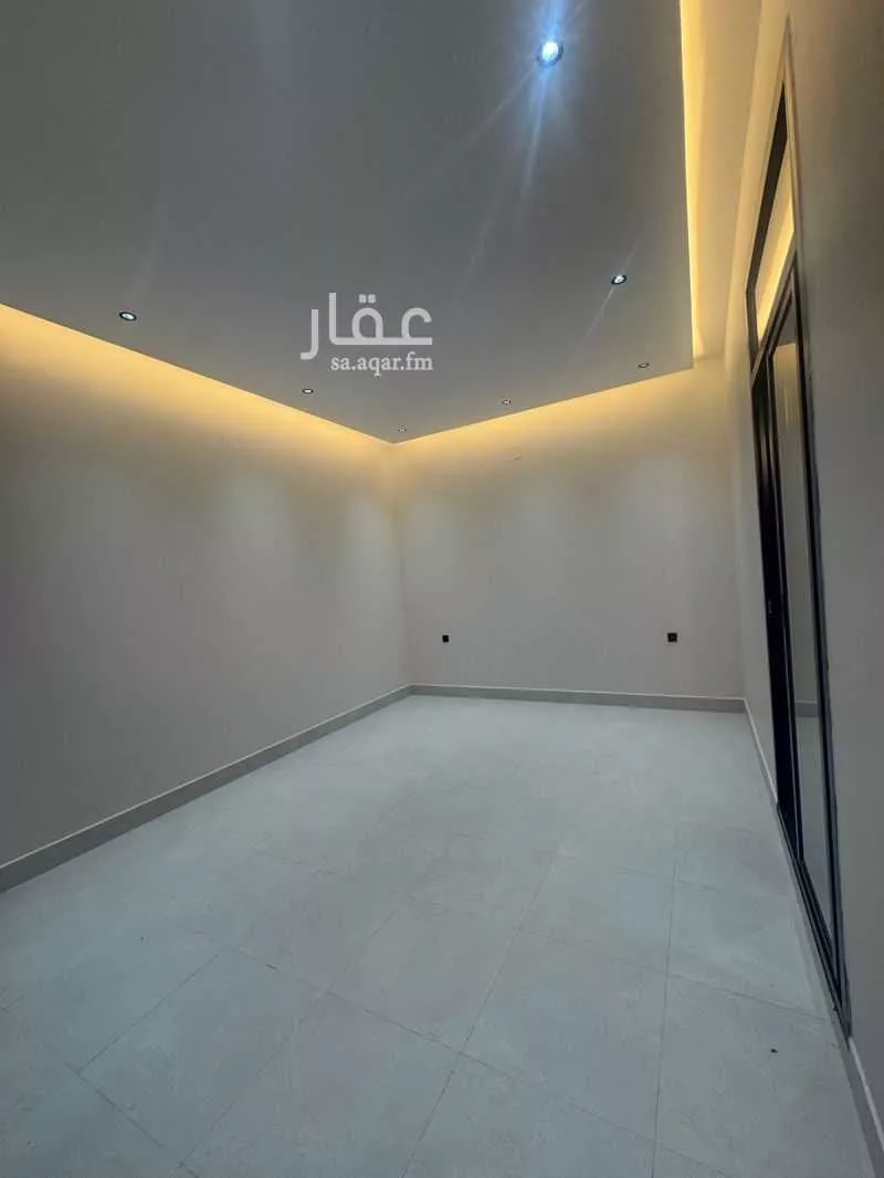 3 bedroom floor in Al Khaleej 10