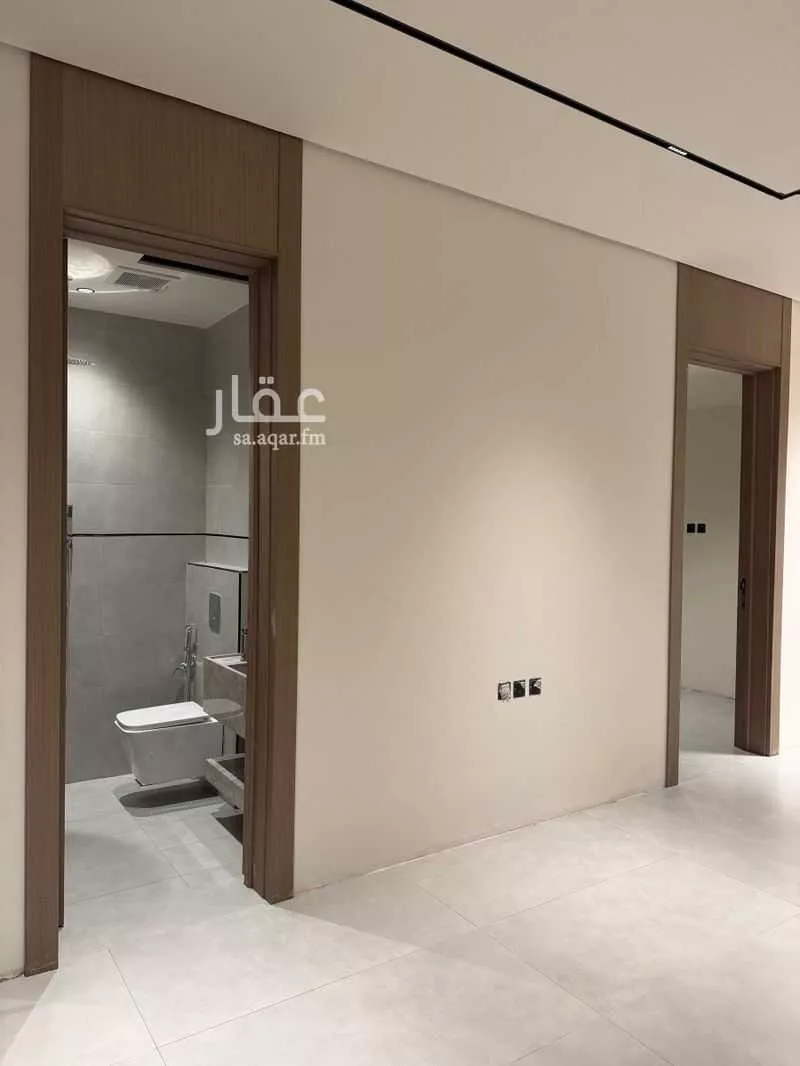3 bedroom floor in Al Maizilah 4