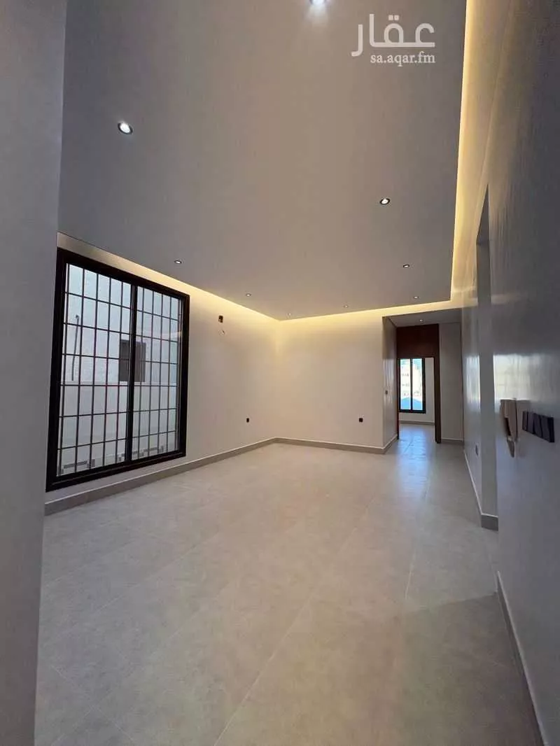 3 bedroom floor in Al Janadriyah 2