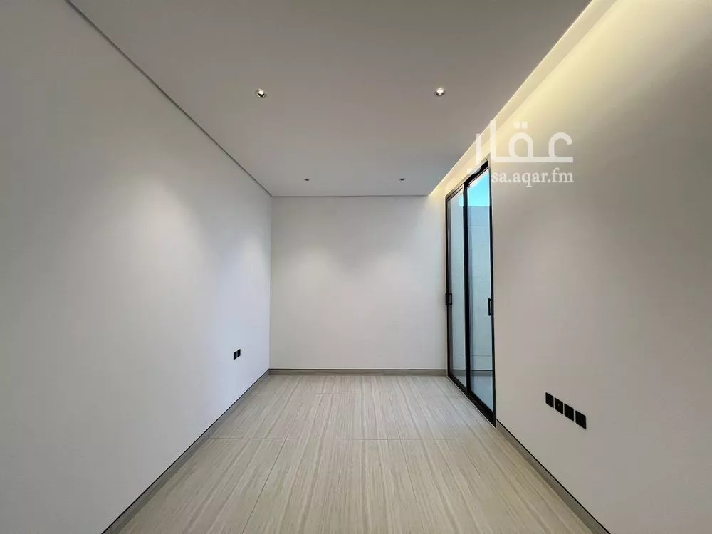 دور 3 غرف في العارض 11