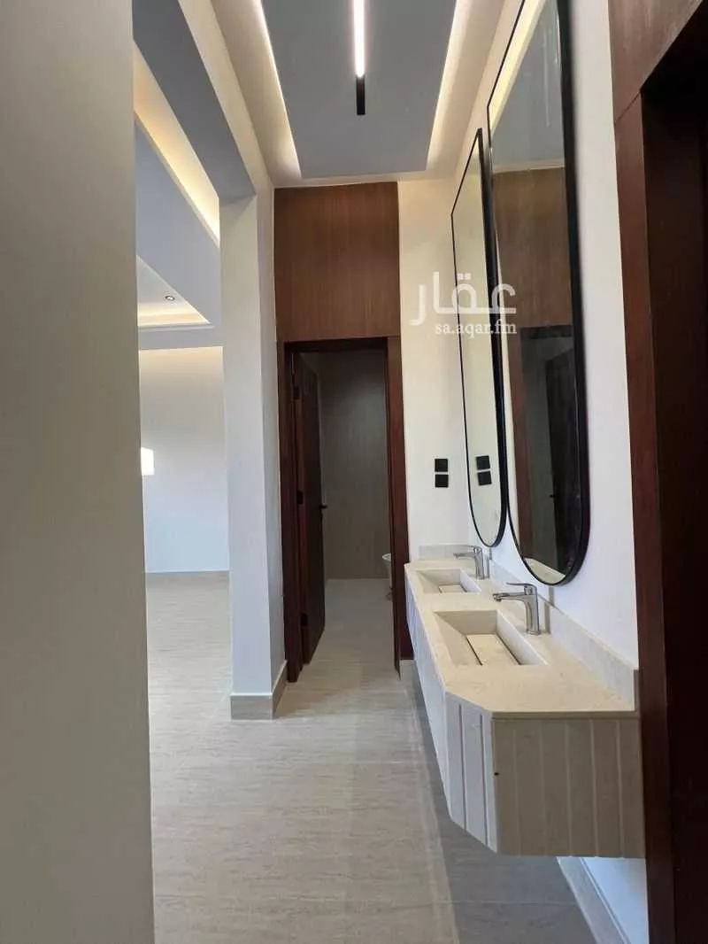 7 bedroom floor in Dirab 7