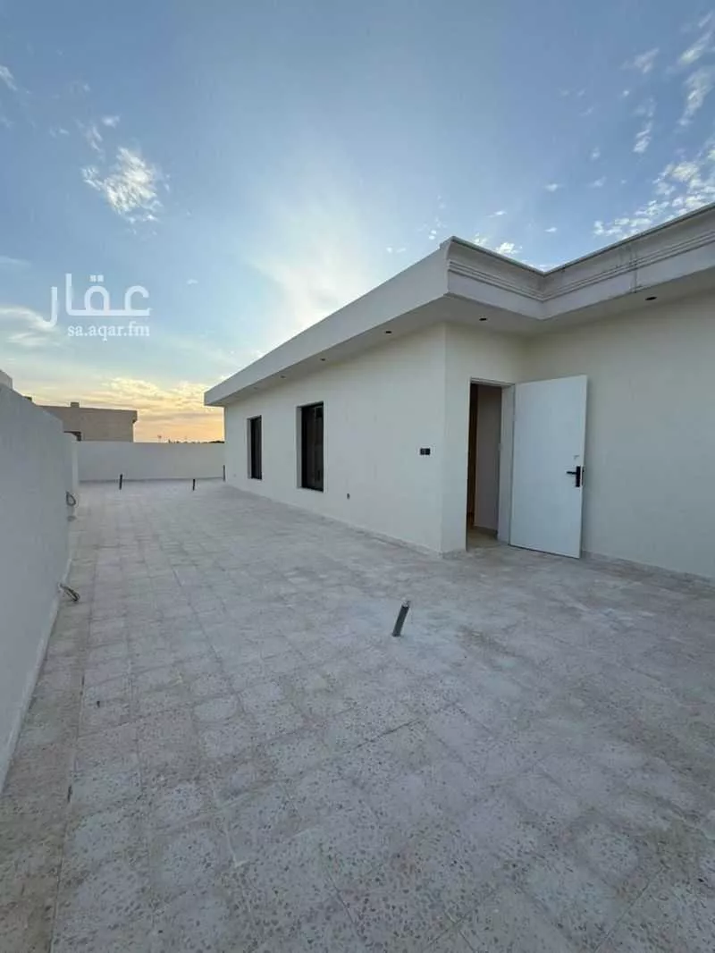 دور 4 غرف في عكاظ 12