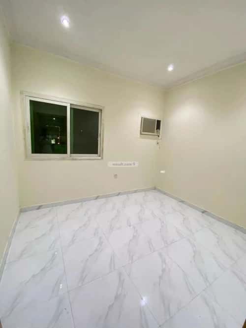 2 bedroom apartment in Al Nuzhah 4