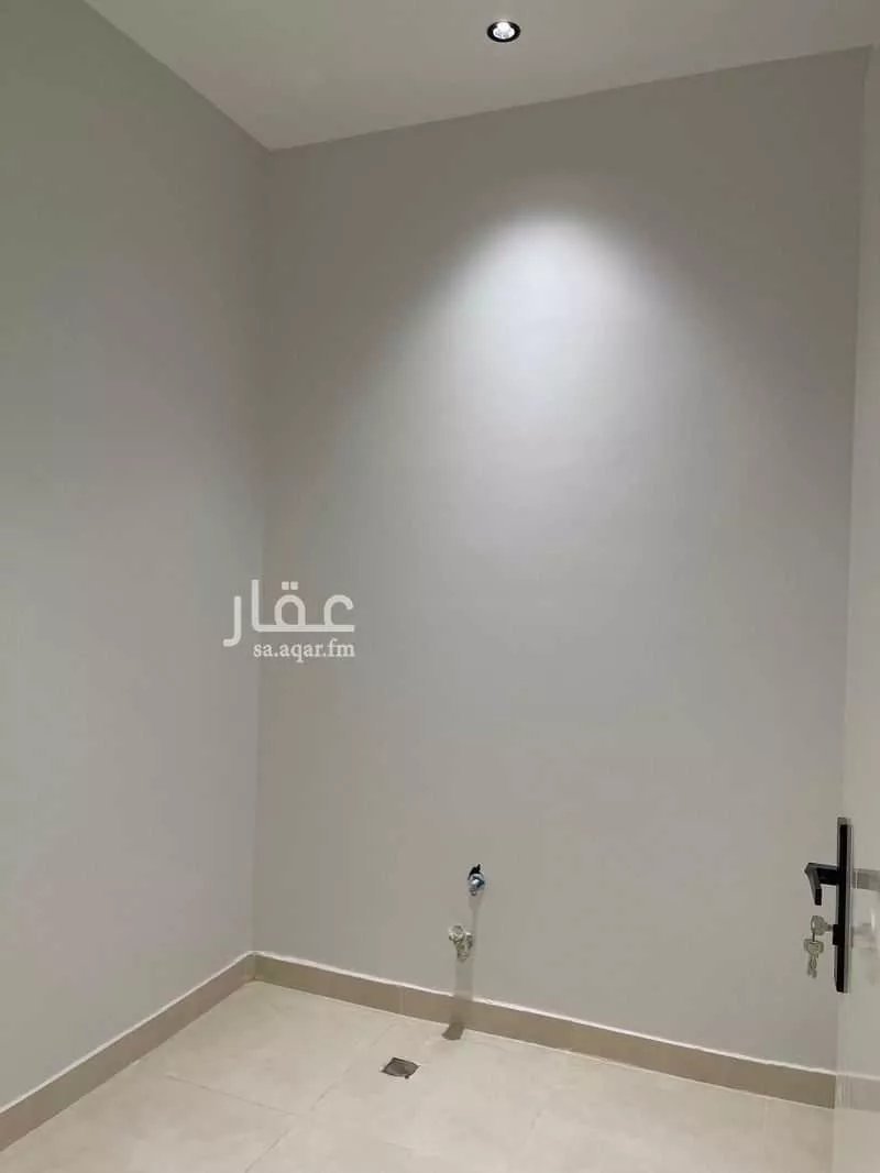 دور 3 غرف في طيبة 8