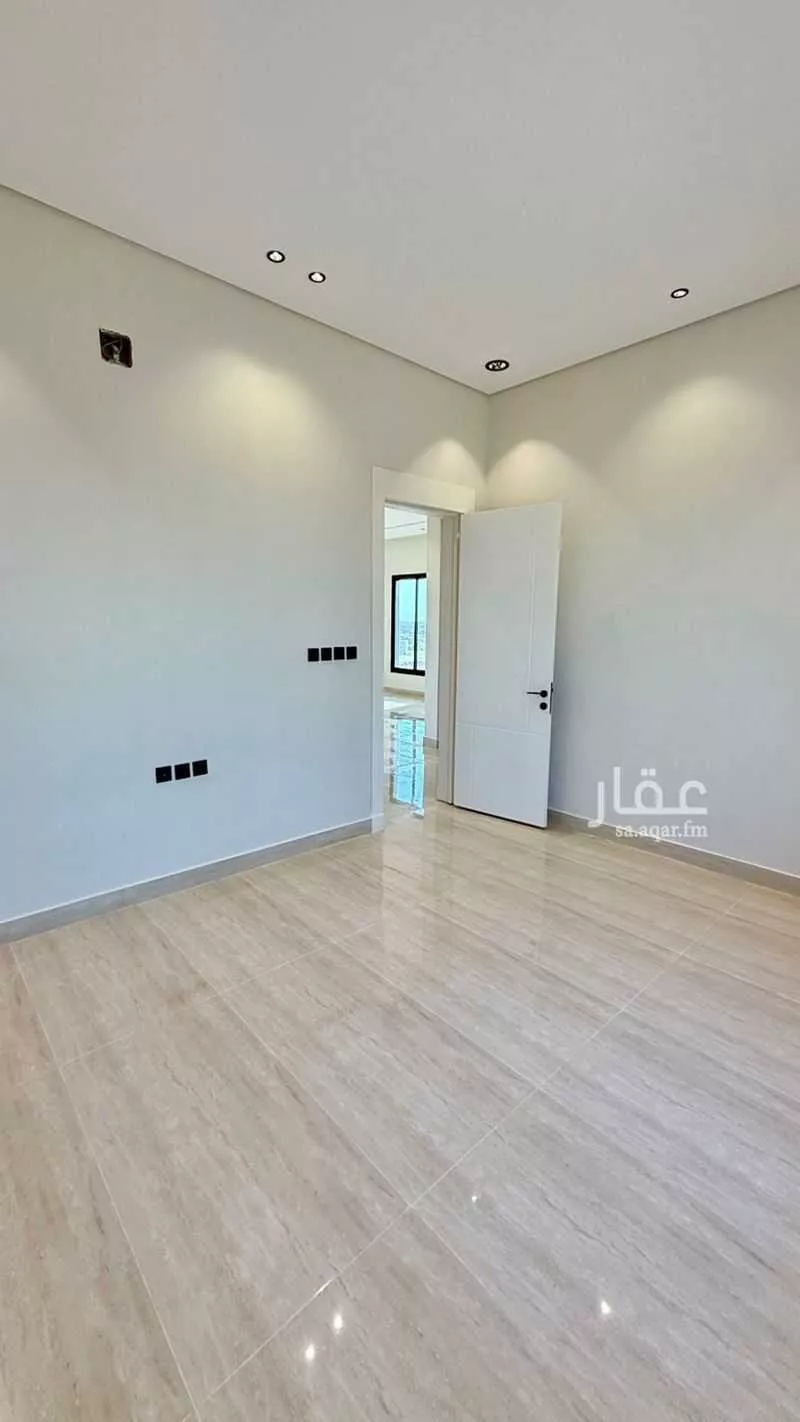 5 bedroom floor in Ash Sharq 6