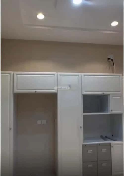 8 bedroom villa in Al Aridh 2