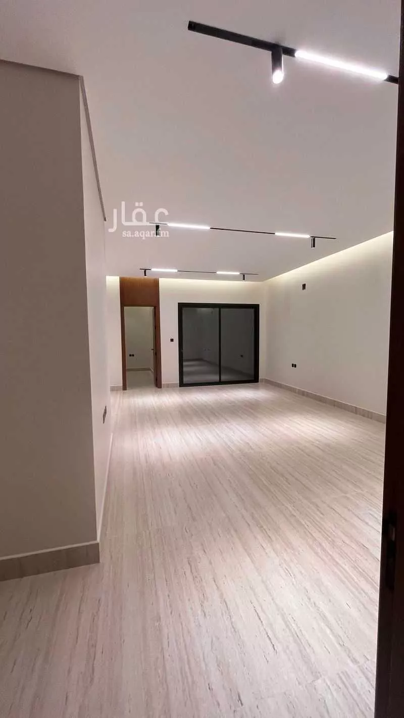 دور 3 غرف في العارض 8