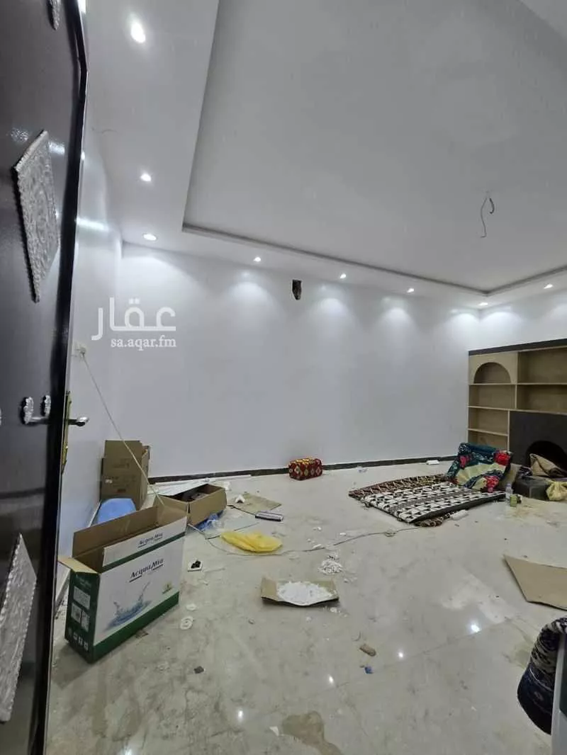 7 bedroom floor in Al Rimal 17