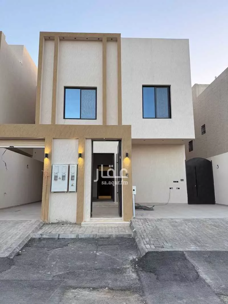 4 bedroom floor in Dirab 4