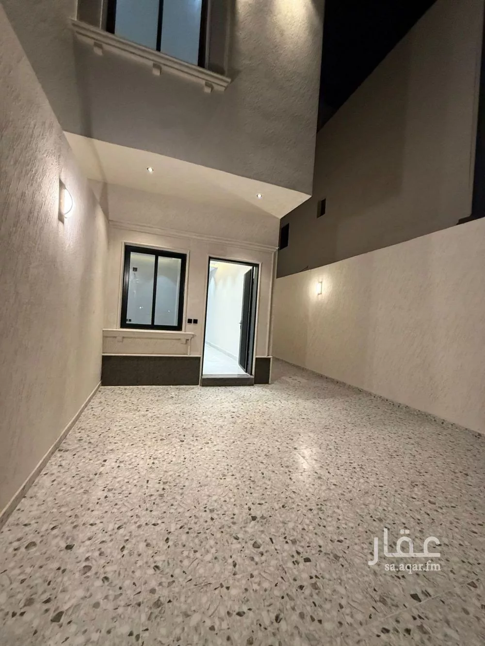 6 bedroom floor in Al Rimal 2