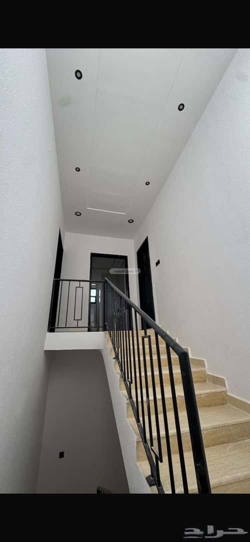 3 bedroom apartment in Al Rimal 7