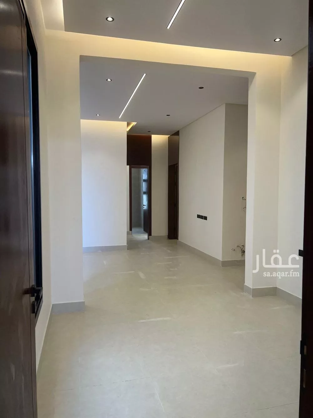 5 bedroom floor in Dirab 8