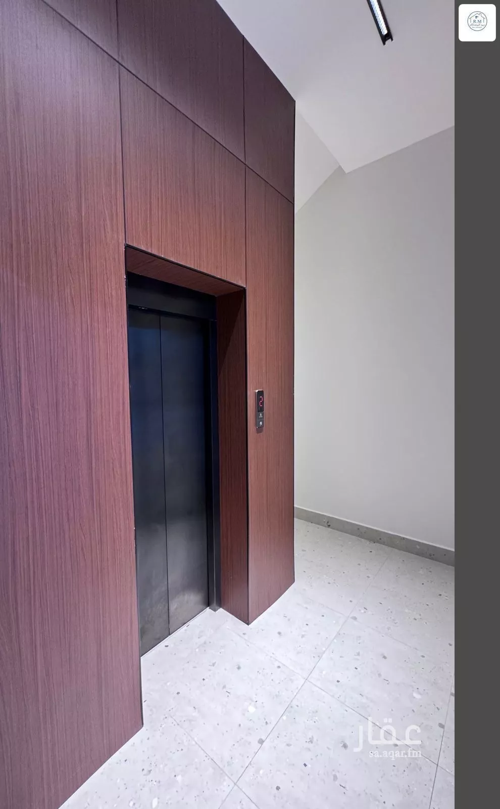 6 bedroom floor in Al Munsiyah 7