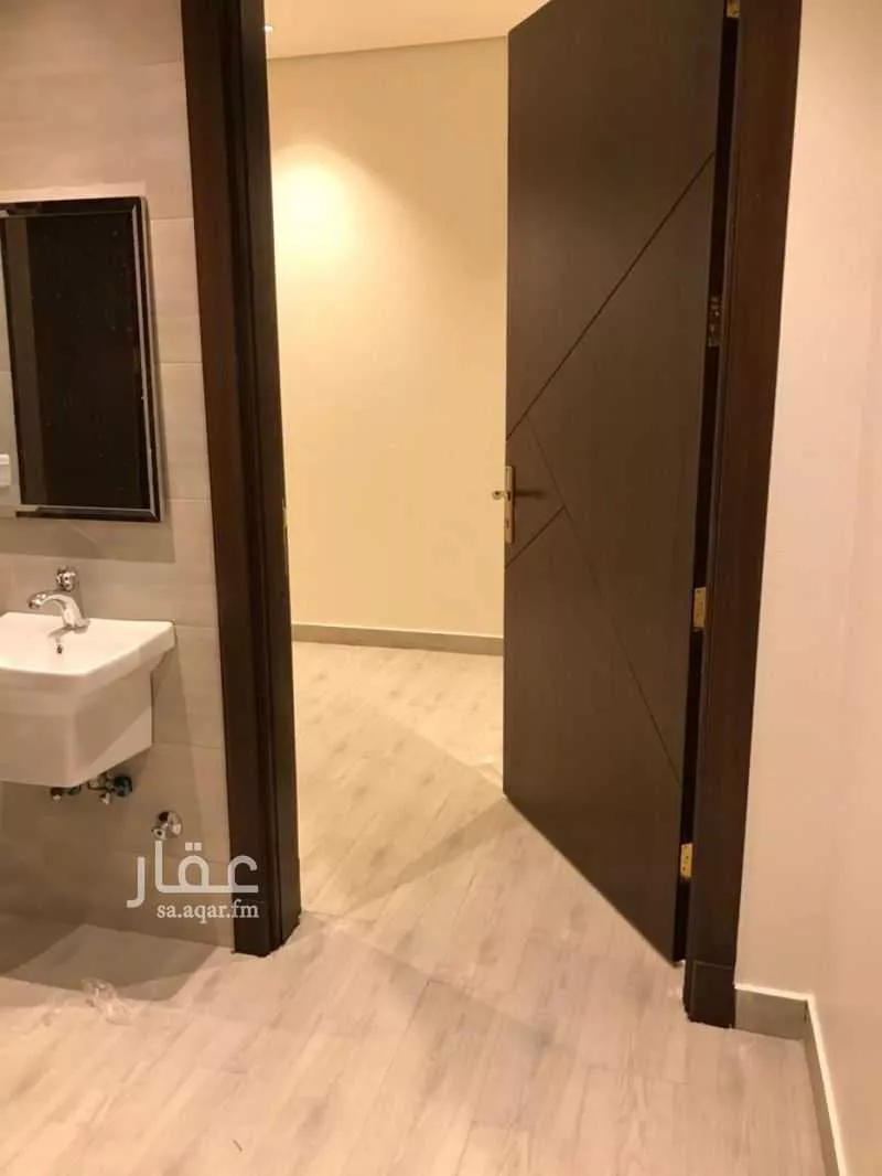 6 bedroom floor in Badr 11