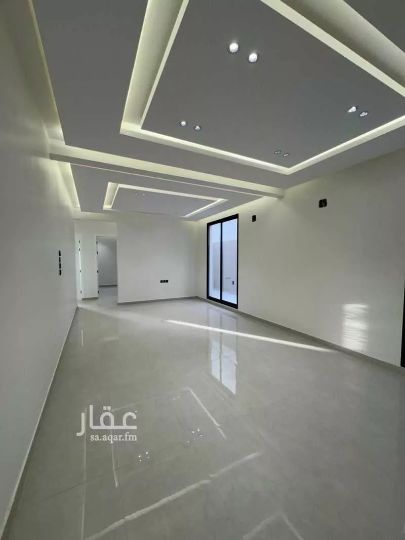 4 bedroom floor in Al Janadriyah 8