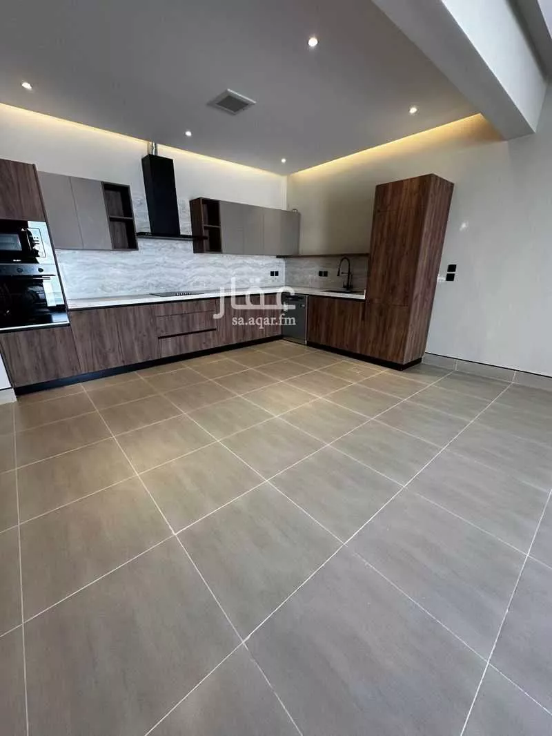 3 bedroom floor in An Nafal 2