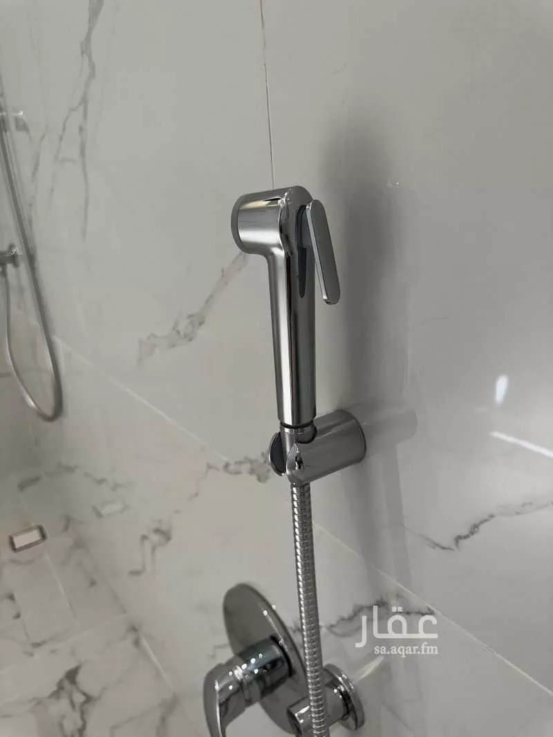 3 bedroom floor in An Nafal 13