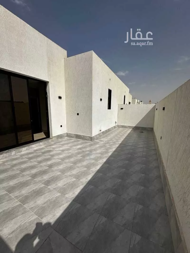 3 bedroom floor in An Nafal 9