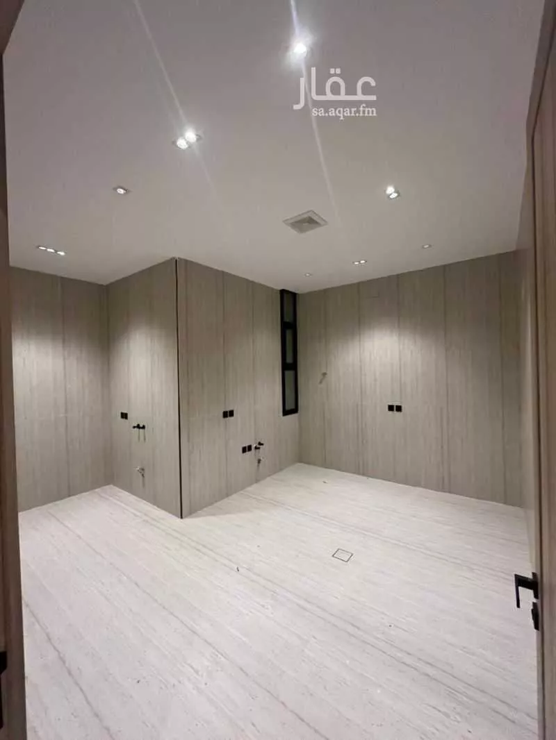 5 bedroom floor in Badr 2