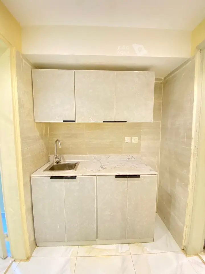 1 bedroom apartment in As Suwaidi Al Gharabi, Riyadh 3