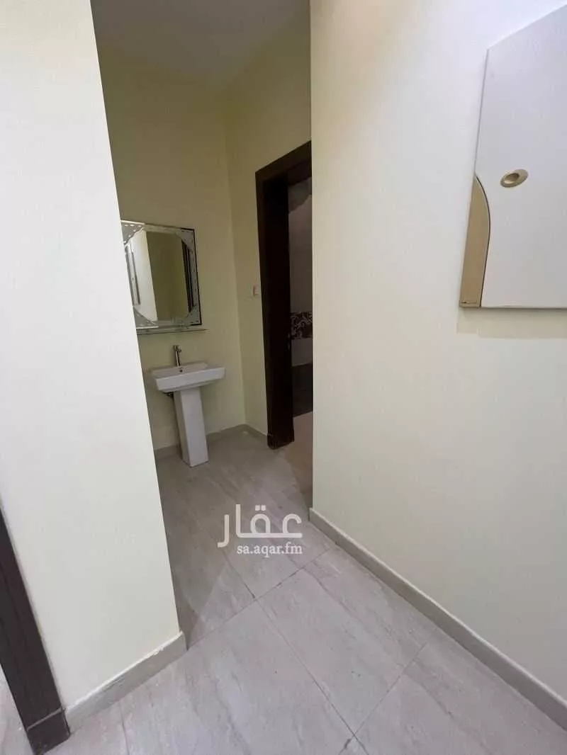 4 bedroom floor in Al Maseef 5