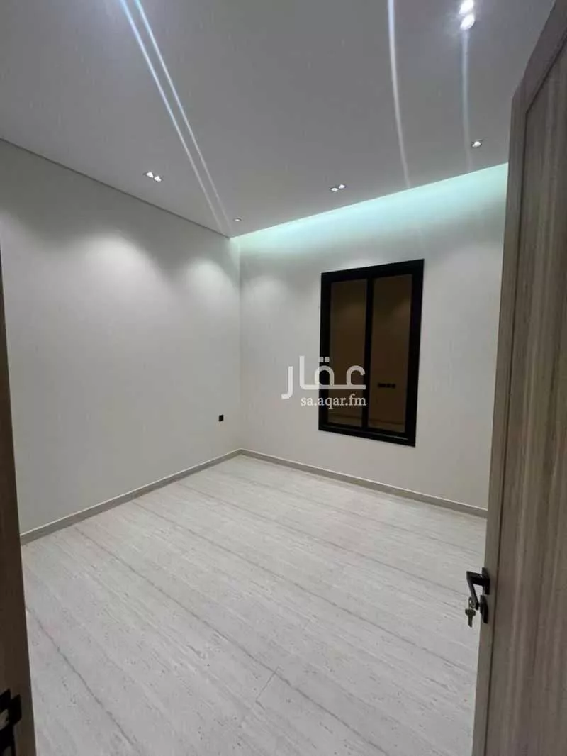6 bedroom floor in Badr 8
