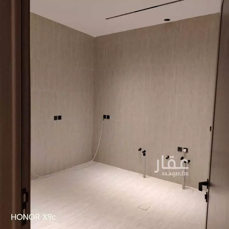 4 bedroom floor in As Saadah 9