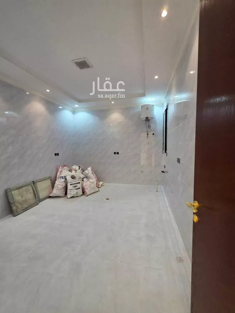 دور 5 غرف في بدر 8